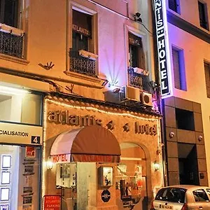 Otel Charlie's