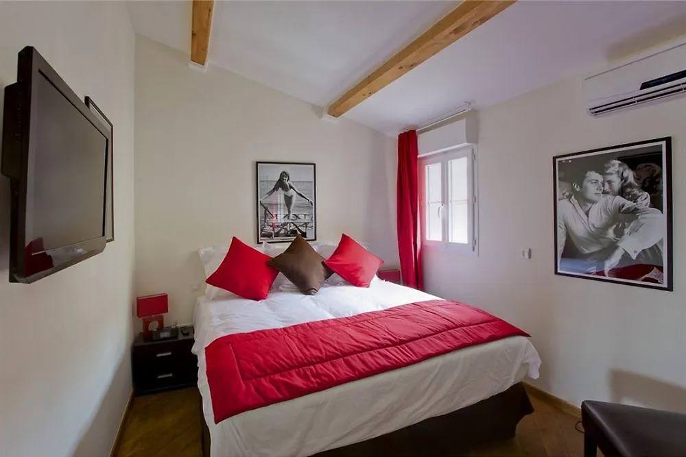 Residence Le 7Eme Art Cannes France
